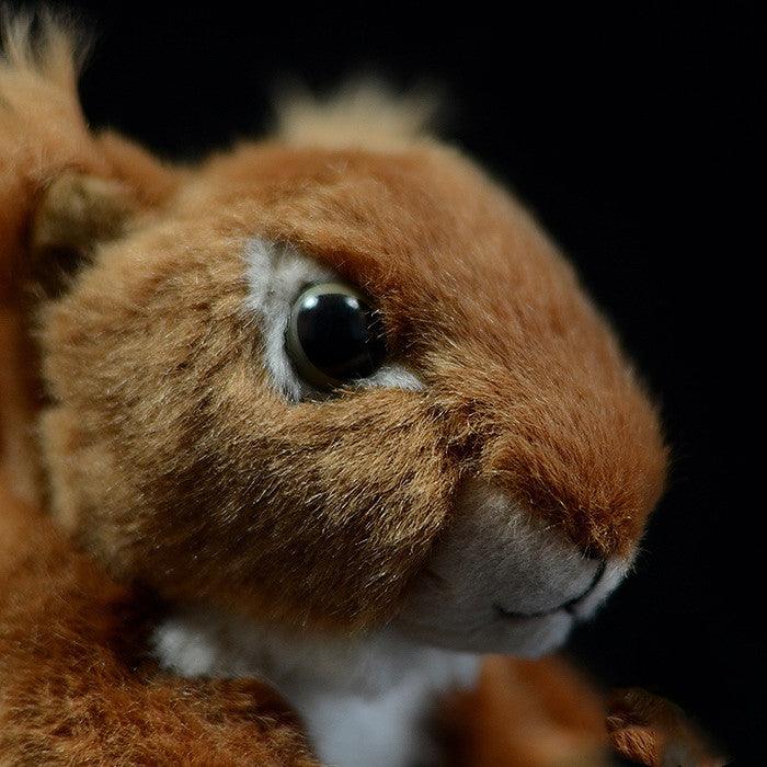 Peluche écureuil rouge réaliste et exquis
