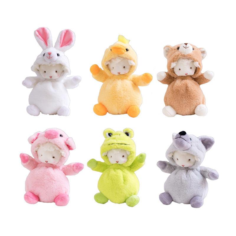 Petite poupée en peluche travestie créative et mignonne