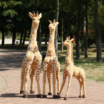 Girafe en peluche pour la chambre d'enfant