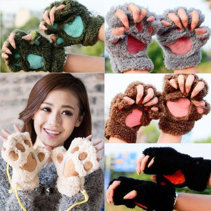 Plush mittens with cat claws