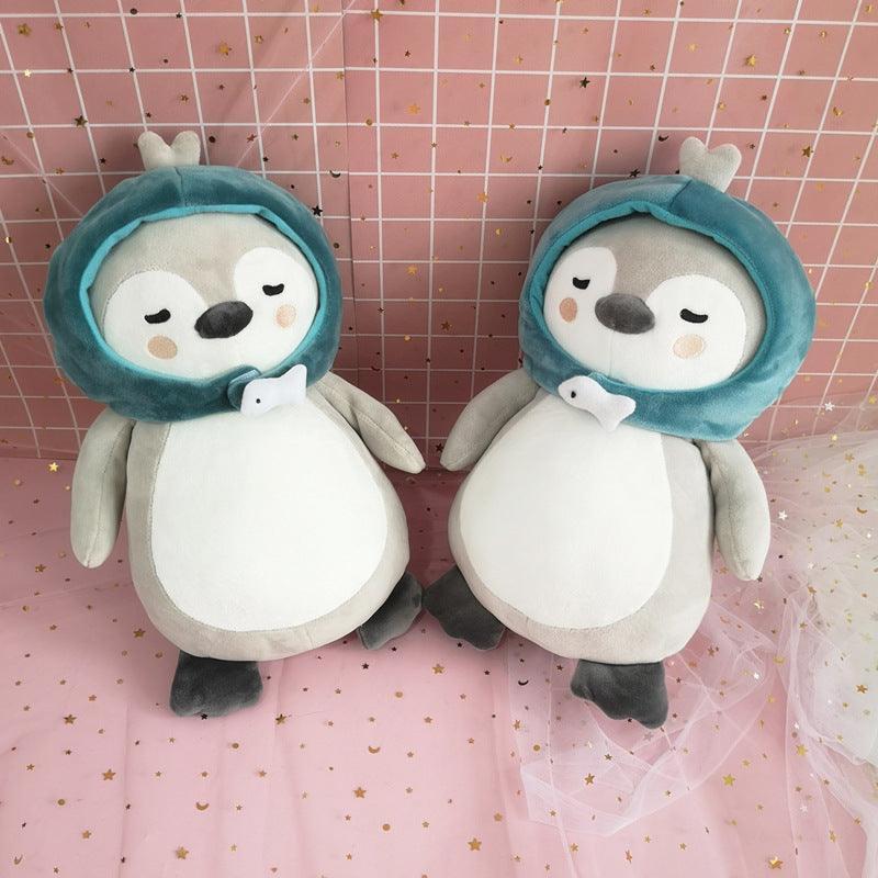 Super cute penguin plush toy