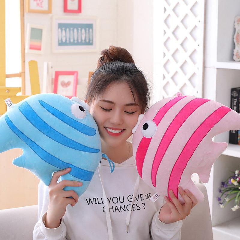 Poupées en peluche poissons tropicaux