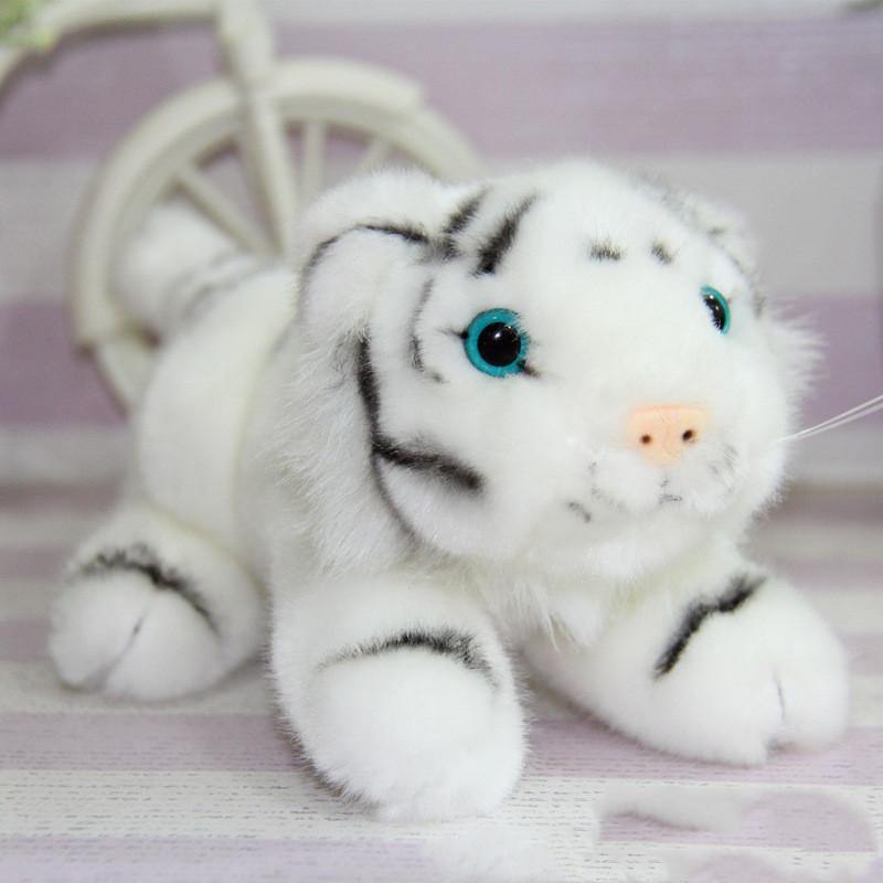 Poupée en peluche tigre