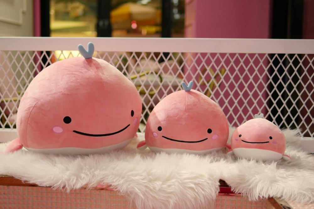 Cotton whale plush toy