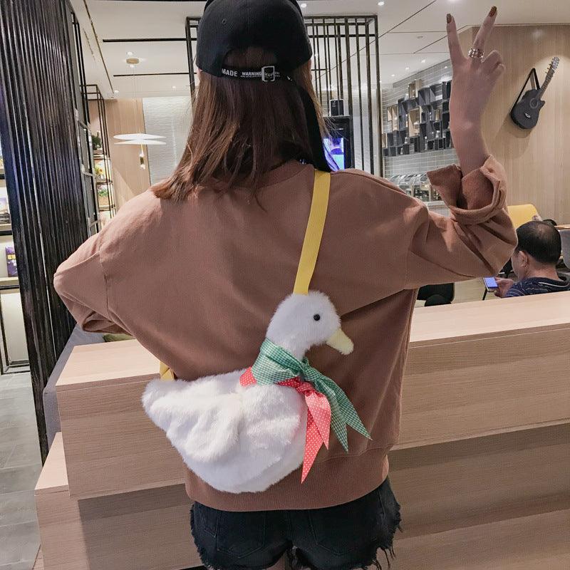 Plush duck shoulder bag