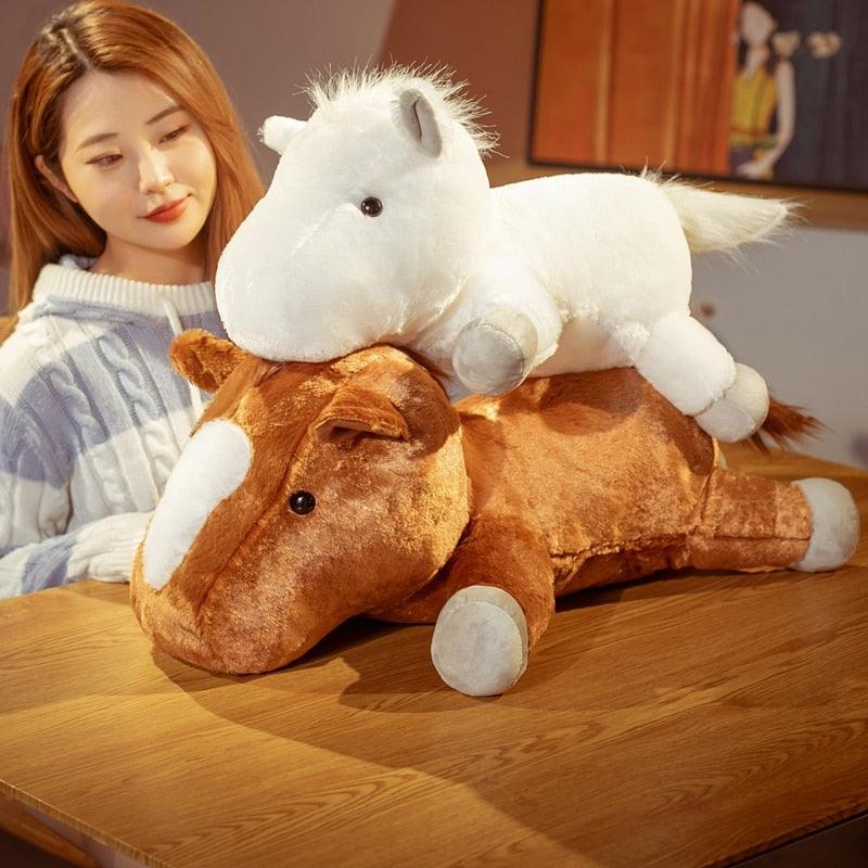 Peluche cheval couché super mignon