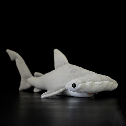 Peluche réaliste requin gris à tête marteau