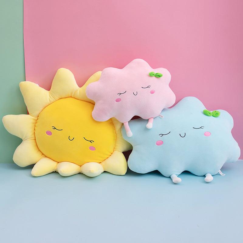 Peluches soleil et nuages de dessins animés