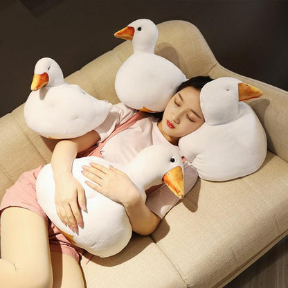 Super cute and realistic Cole Duck plush toy