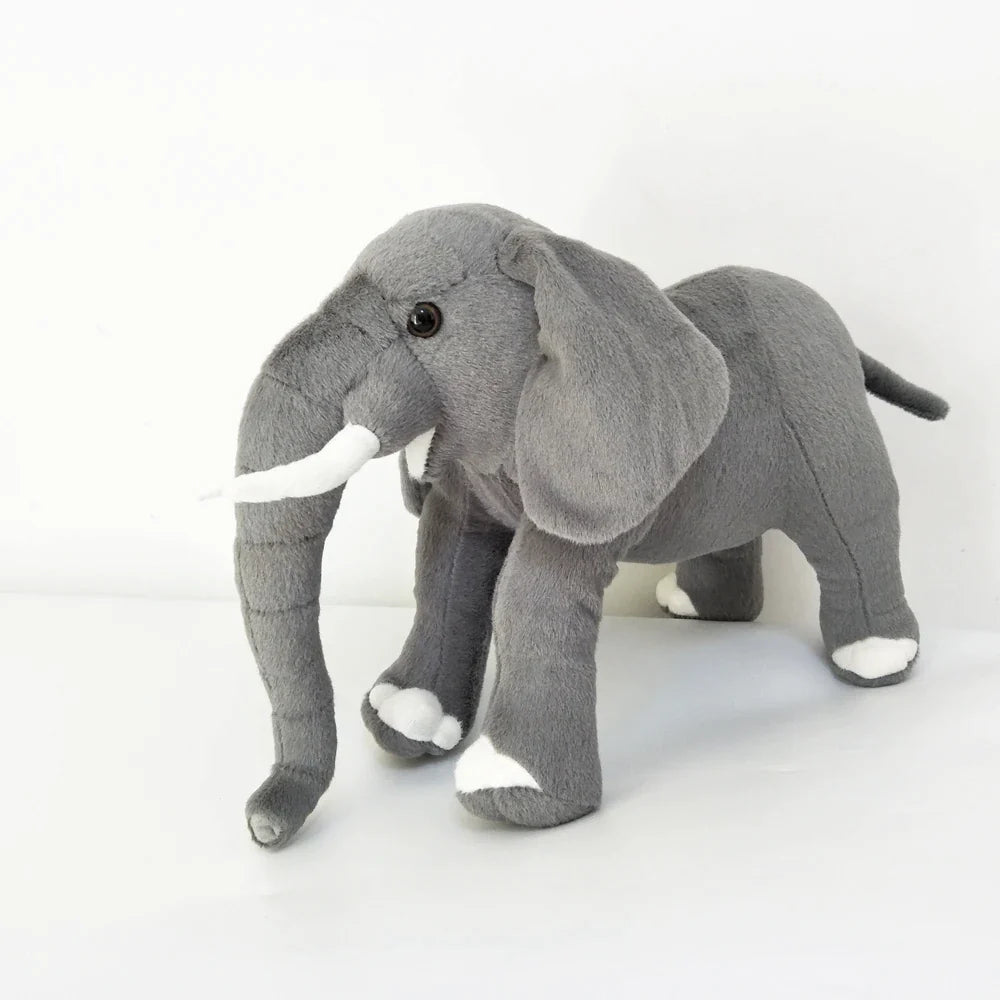 Peluche éléphant d'Afrique réaliste