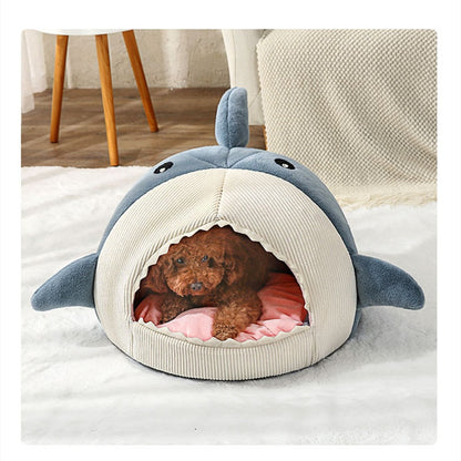 Small shark bed