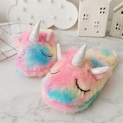 Slippers, masks, drawstring bags, hair bands, unicorn stuffed animals