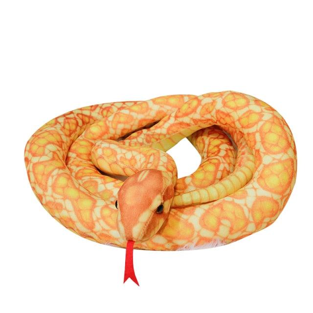 Giant Boa plush toy simulating snakes