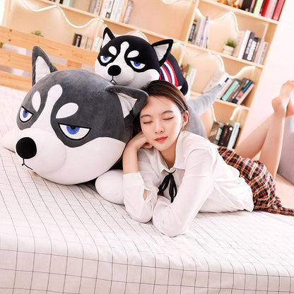 Poupée Peluche Husky de 39" en tenue de soirée