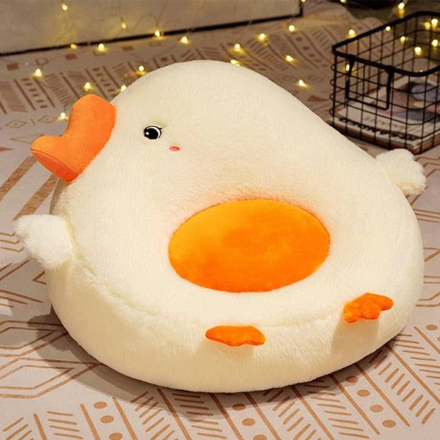 Chicken-shaped floor cushion