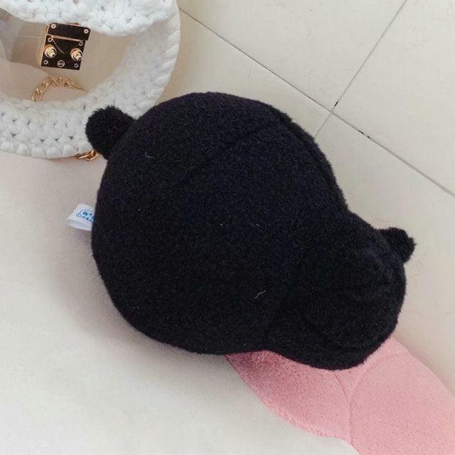 Faceless cat plush toy