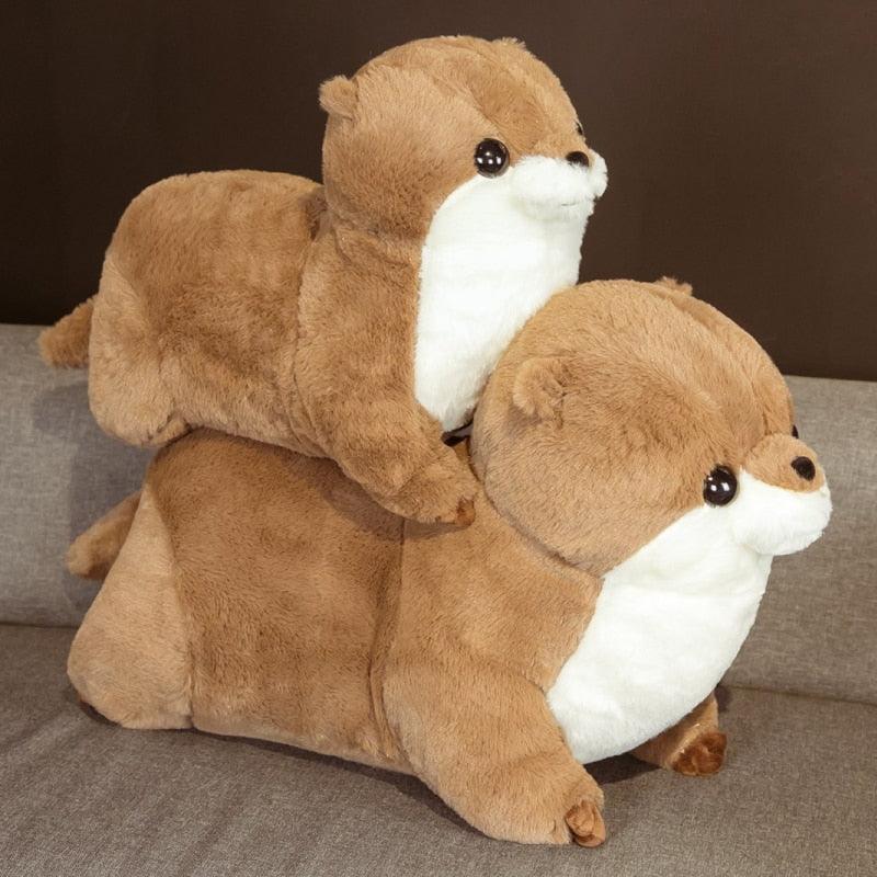 Poupées en peluche réalistes et mignonnes en forme de loutre