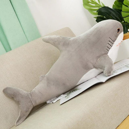 Oreiller en peluche requin